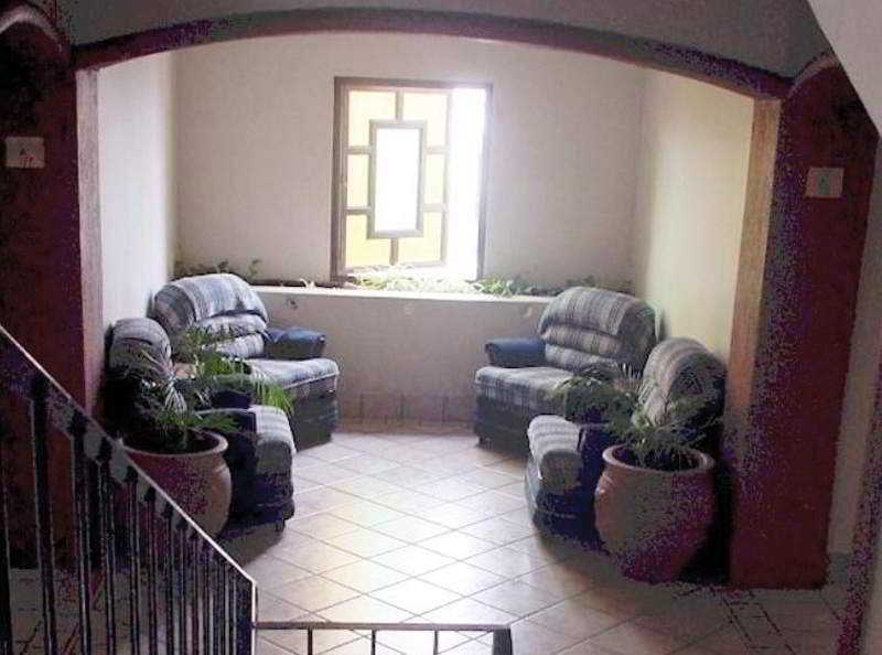 Hotel Arboledas Industrial Гуадалахара Екстериор снимка